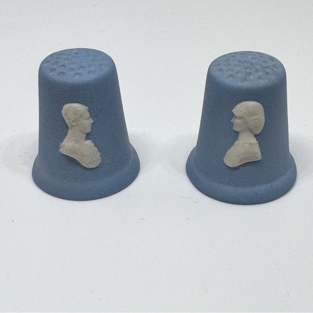 Wedgwood Blue Jasperware Royal Wedding Pair Collectible Thimbles J1007